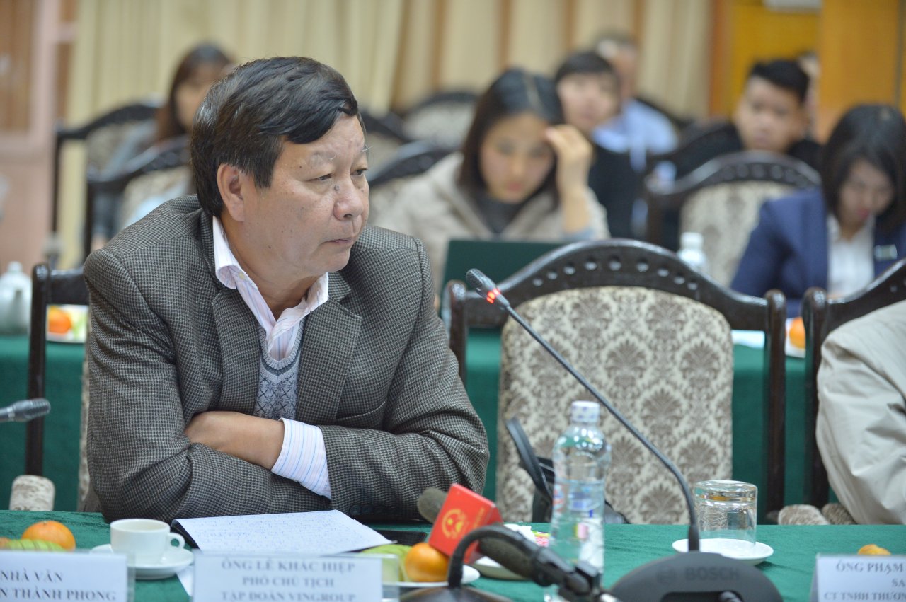 lam-thuong-hieu-la-hoc-hay-bat-chuoc