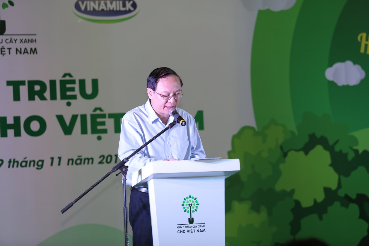 vinamilk-trong-110000-cay-xanh-gop-phan-phu-xanh-binh-dinh