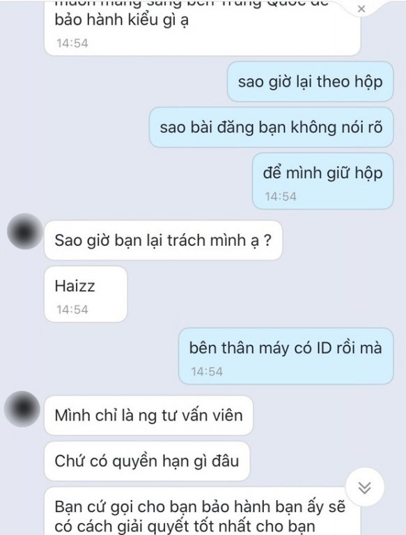 mua-hang-online-qua-mang-khach-hang-keu-troi-vi-chu-cua-hang-bat-tim-lai-vo-hop-moi-cho-bao-hanh