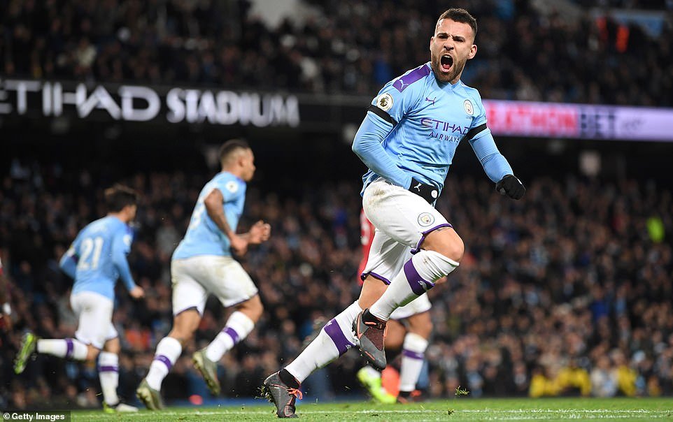 man-city-1-2-man-utd-quy-do-lot-top-5-ngoai-hang-anh