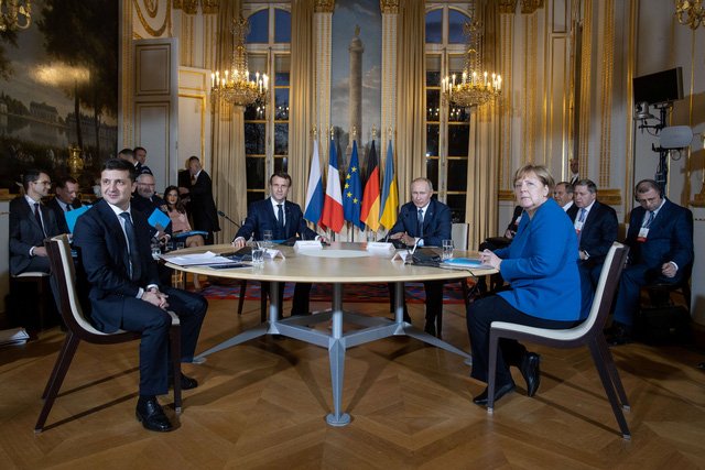 2019-12-09t194145z1700311630rc2vrd9lk1v5rtrmadp3ukraine-crisis-summit-1575930182723920633736