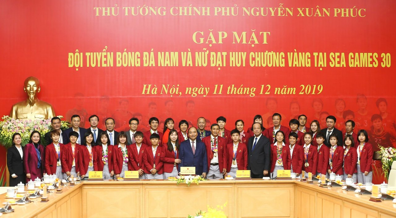 can-canh-bua-com-than-mat-thu-tuong-moi-cac-nha-vo-dich-sea-games-30