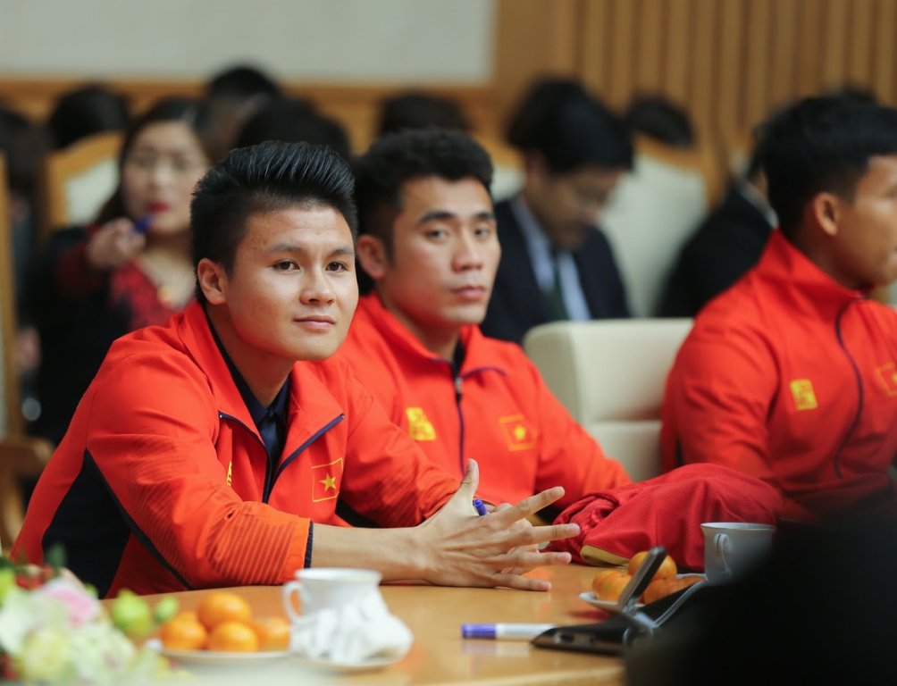 can-canh-bua-com-than-mat-thu-tuong-moi-cac-nha-vo-dich-sea-games-30
