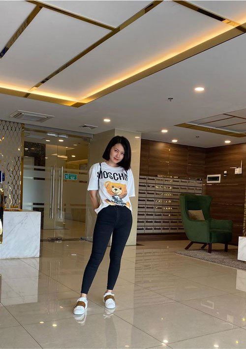 ngoc-lan-om-co-nguoi-dan-ong-la-sau-ly-hon-thanh-binh