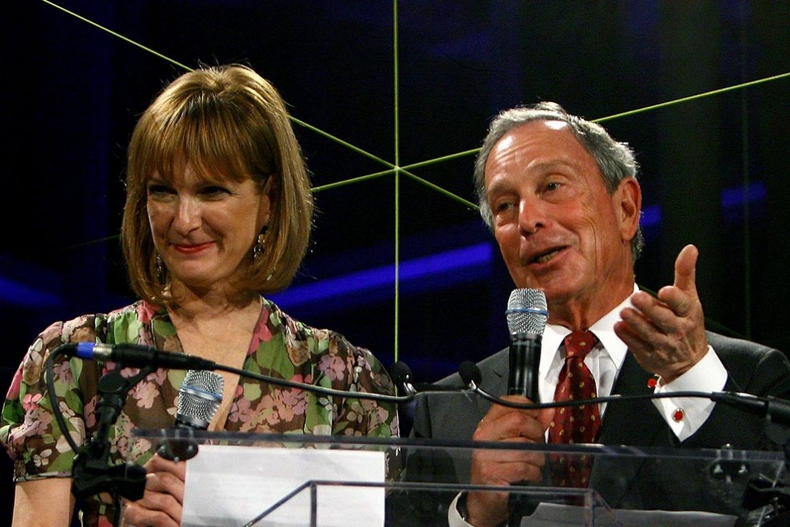 Cựu thị trưởng thành phố New York Michael Bloomberg và bà Patti Harris.