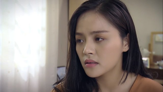 Thu Quỳnh biến hóa với vai Huệ trong 