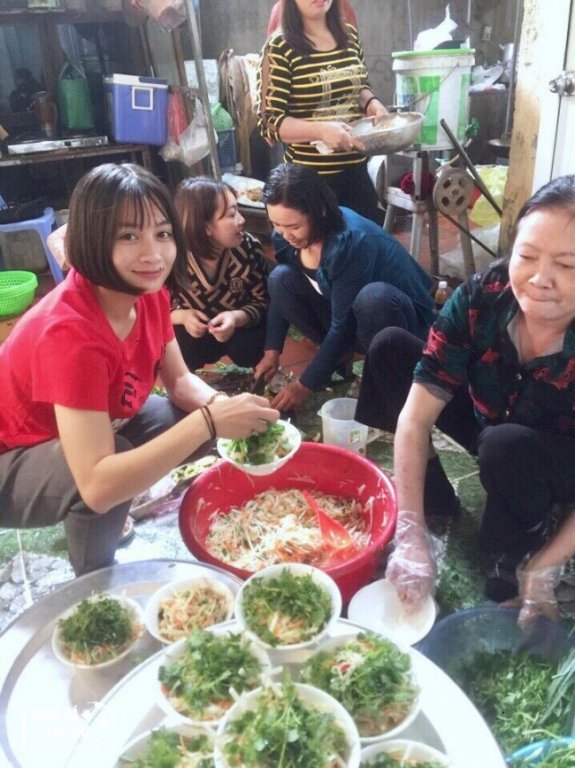 lo-hinh-anh-hot-girl-hoang-thi-loan-khien-phai-manh-phat-cuong-khi-tro-ve-gia-dinh