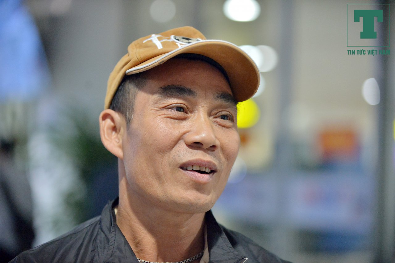 nha-vo-dich-sea-games-10000-m-di-bo-bo-me-chay-an-tung-bua-khong-co-dien-thoai-dong-vien-con-thi-dau