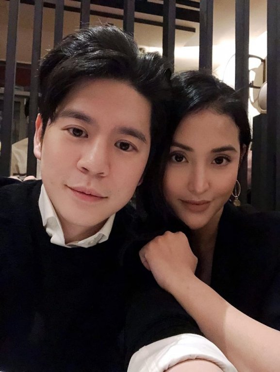 Tháng 2/2018, Mai Hồ lộ ảnh tổ chức đám cưới người đàn ông không hoạt động giải trí gây xôn xao dư luận. Được biết, chồng cựu nữ diễn viên tên tên Nam Bùi, kém tuổi cô. Cả hai được Dương Triệu Vũ mai mối. Ông xã Mai hồ được khen sở hữu ngoại hình điển trai như soái ca. Hiện tại, người đẹp sống cùng gia đình chồng tại Đức, rút hẳn khỏi showbiz.