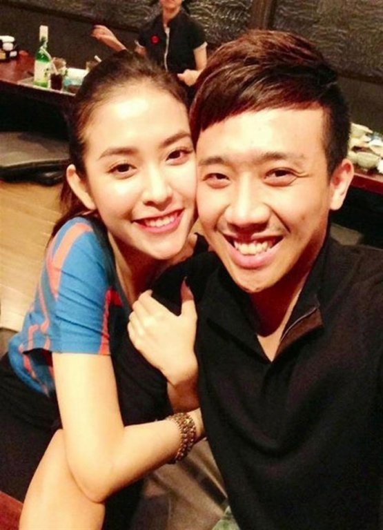 Mai Hồ từng có thời gian hẹn hò với Trấn Thành sau khi ly hôn chồng từ năm 2012. Thời điểm đó, cặp đôi thường xuyên xuất hiện bên nhau và nhận được nhiều lời chúc phúc từ người hâm mộ. Tuy nhiên sau 2 năm mặn nồng, Trấn Thành và Mai Hồ đường ai nấy đi. 