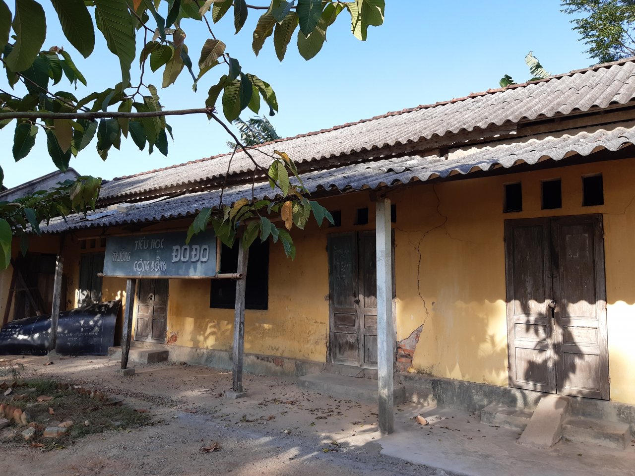 den-hue-xem-nhung-dia-diem-duoc-chon-lam-boi-canh-trong-phim-mat-biec