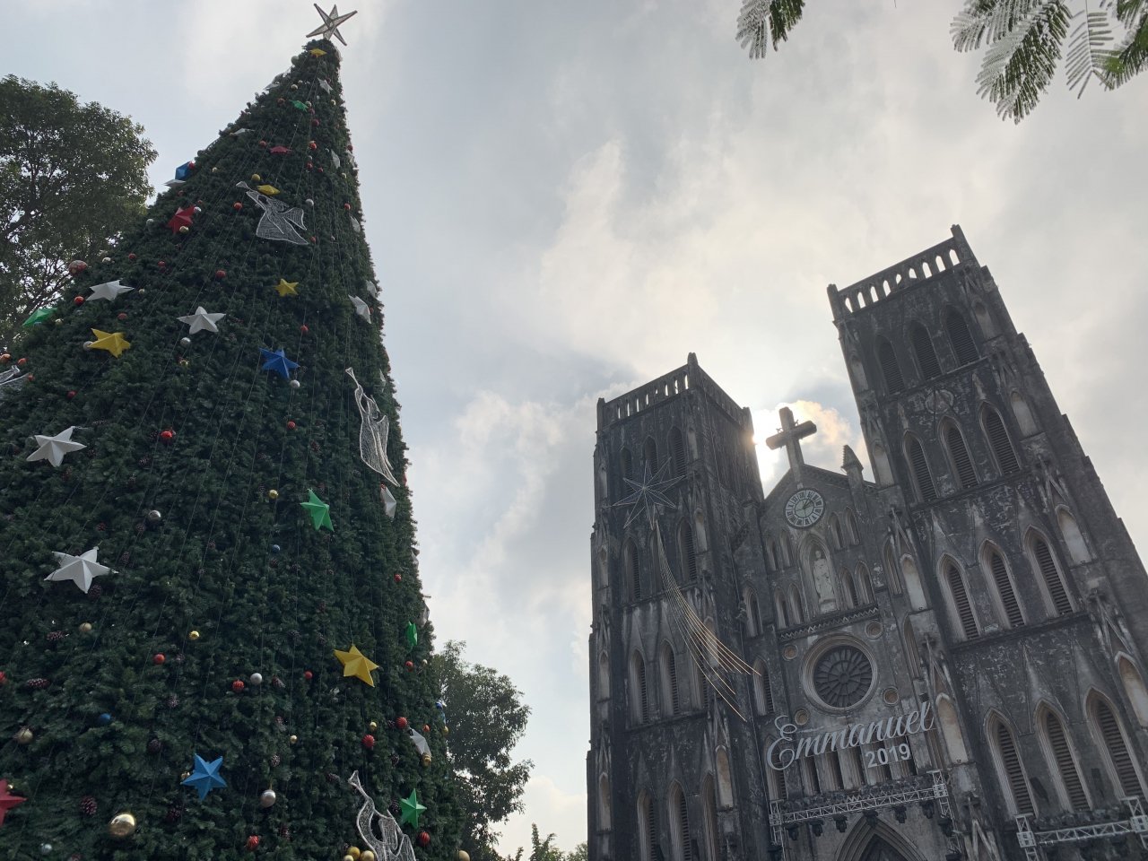 Nhà thờ lớn Hà Nội trước đêm Giáng Sinh.