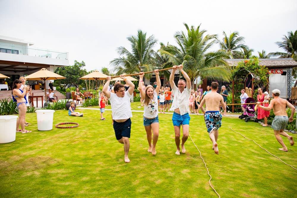Khuôn viên thẻ thao, giải trí ngoài trời của SunBay Park Hotel & Resort Phan Rang.