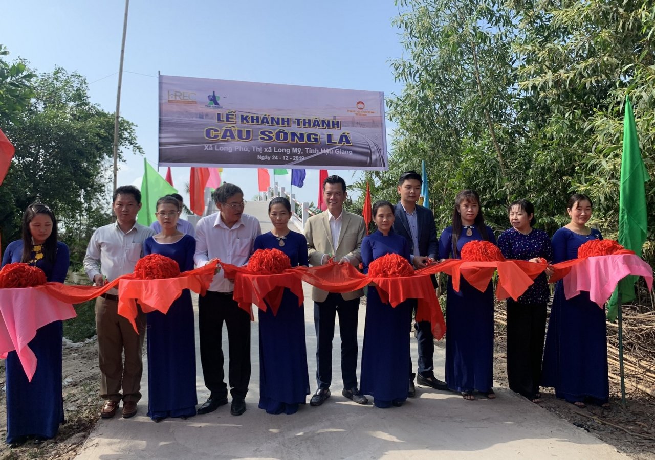 khanh-thanh-cau-song-la-o-hau-giang-truoc-them-nam-moi