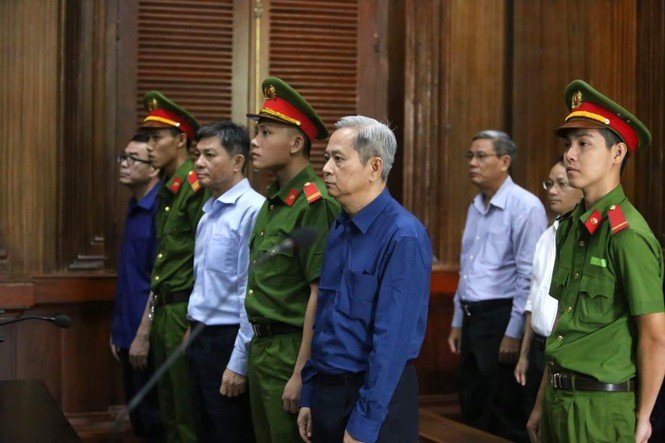 cuu-pho-chu-tich-tp-hcm-nguyen-huu-tin
