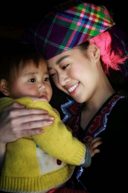Hoa Hậu Khánh Vân đang có chuyến công tác quảng bá văn hóa, du lịch tỉnh Lai Châu kết hợp cùng các hoạt động thiện nguyện.