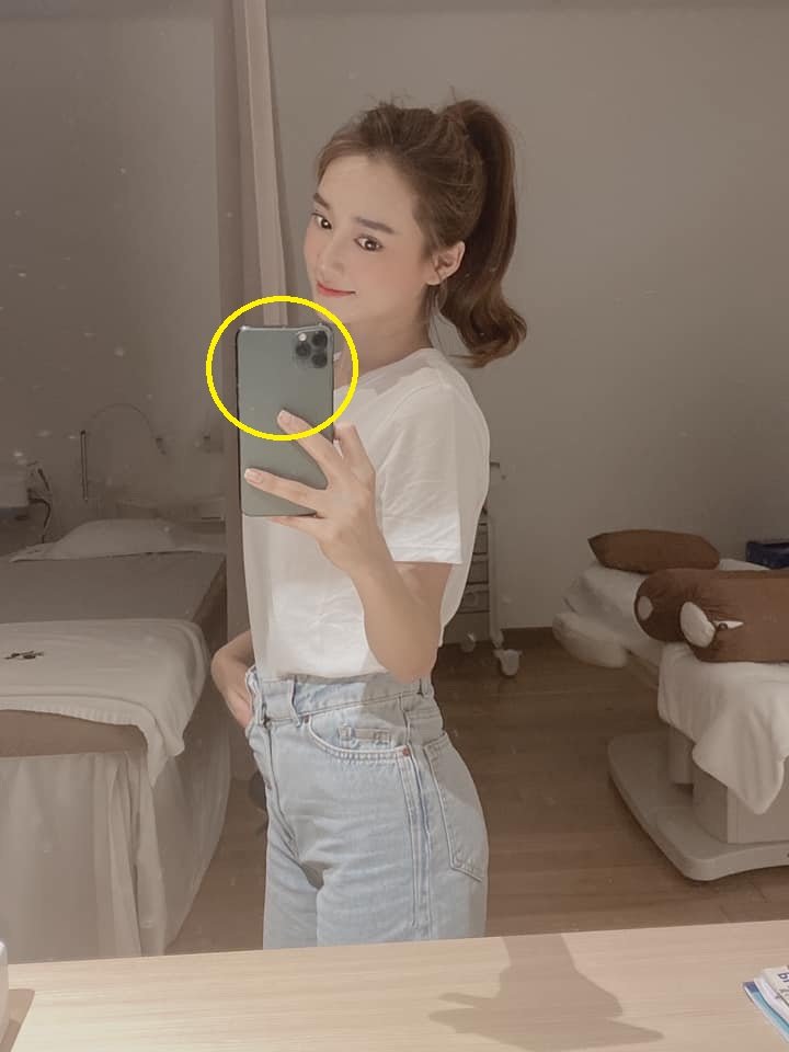 Nhã Phương khoe dáng mình hạc xương mai bị cư dân mạng 