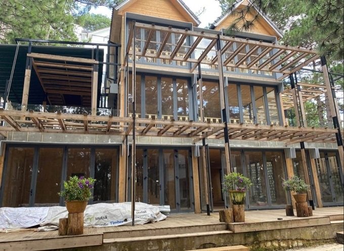 Phan Như Thảo xây thêm biệt thự gỗ 800 m2 ở Đà Lạt