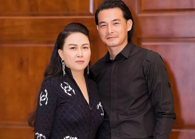 Trải qua một cuộc hôn nhân tan vỡ, Quách Ngọc Ngoan cho biết không có điều gì hạnh phúc hơn khi được làm cha lần 2.