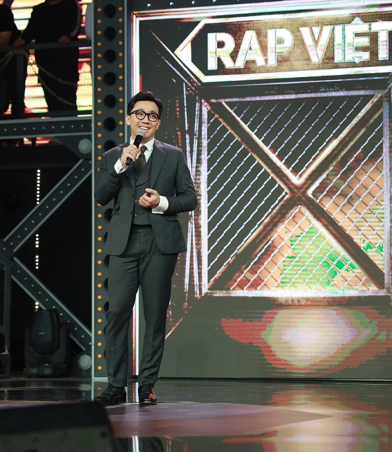 Trịnh Thăng Bình bênh vực bạn thân Trấn Thành sau tranh cãi ở Rap Việt. Nam ca sĩ khẳng định: 