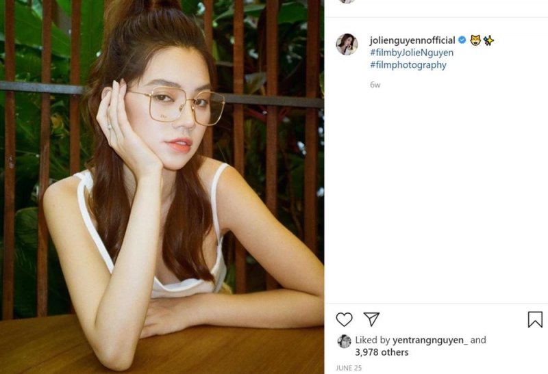 Hoa hậu Jolie Nguyễn khóa Facebook sau ồn ào chấn động showbiz