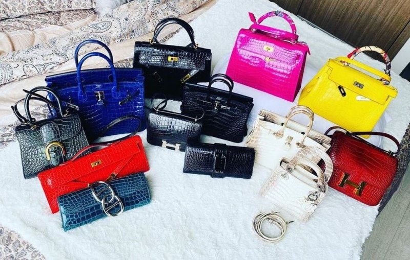 Lệ Quyên khoe một lúc 13 chiếc túi hiệu phiên bản giới hạn đến từ các nhà mốt hàng đầu thế giới