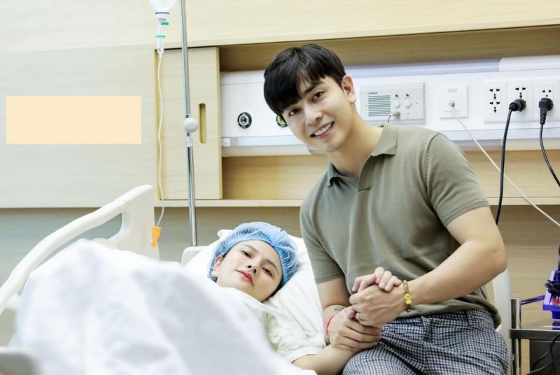 Thu Thuỷ chính thức hạ sinh con gái: 