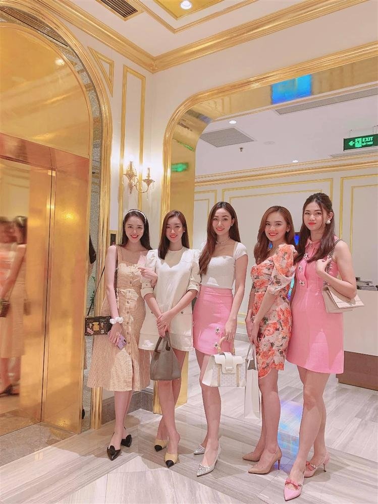 Các Hoa hậu, Á hậu hội ngộ trong sinh nhật Á hậu Ngô Trà My