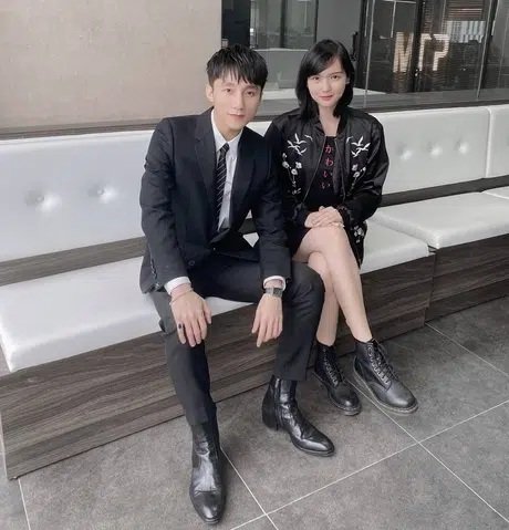 Hải Tú hiện đang là diễn viên độc quyền của công ty Sơn Tùng M-TP. Không chỉ follow, Sơn Tùng và Hải Tú còn liên tục 
