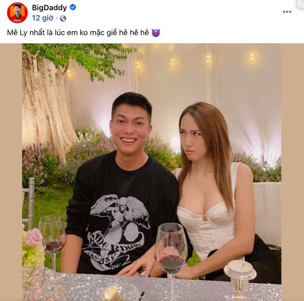 Cư dân mạng đổ dồn sự chú ý vào vòng 1 o ép bức thở của Emily trong khung hình đôi cùng ông xã