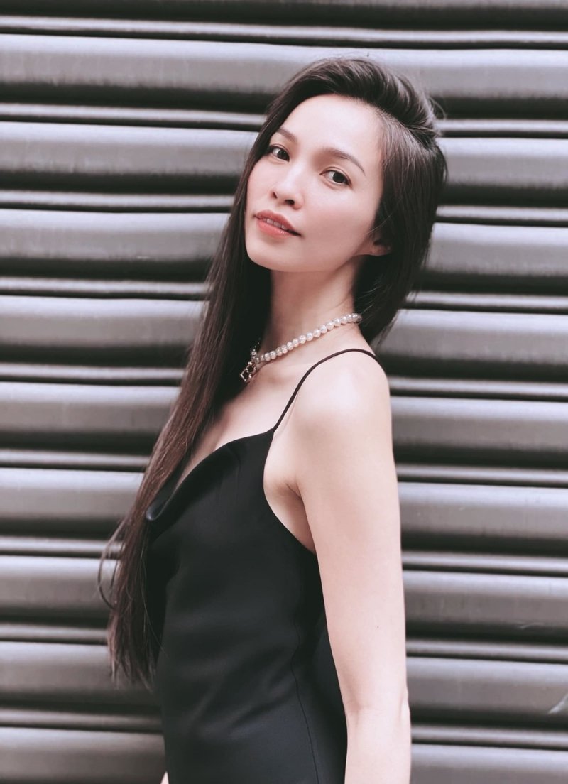 Ngực lép bỗng to ở tuổi 40, Hiền Thục đi khám nhận tin “dậy thì muộn”