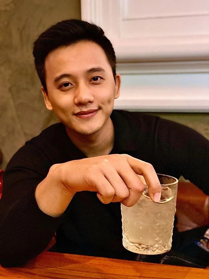 “Tôi thích Phến ở sự hiền lành, dễ thương, chu đáo. Bạn ấy hiểu chuyện nên mỗi khi cạnh nhau tôi thấy thoải mái, không phải 