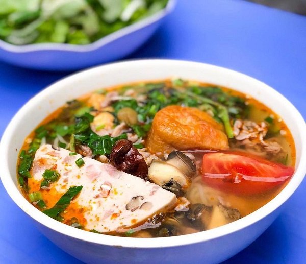 Bún ốc Hàng Khoai.