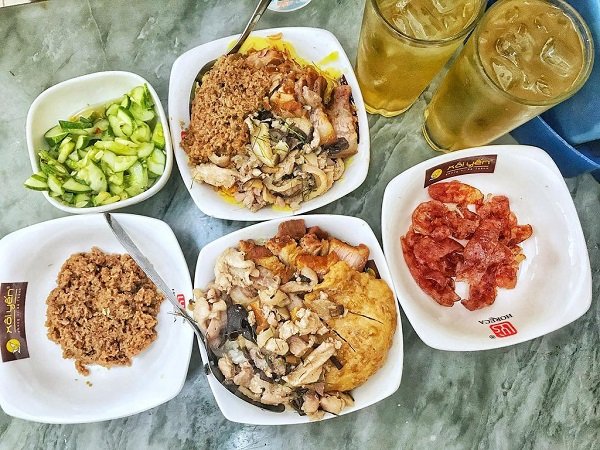Nếu chẳng may tăng ca thì một suất xôi yến đủ làm bạn ấm bụng.