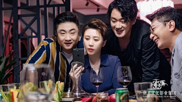 Ý tưởng nguyên tác đơn giản, nhưng rất độc đáo và kích thích trí tò mò người xem.
