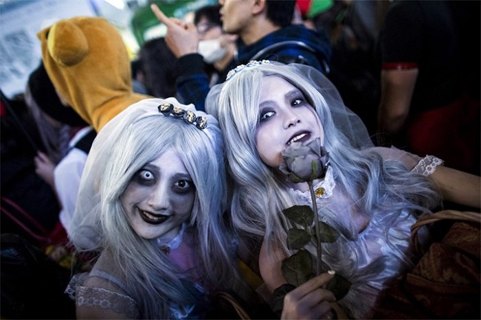 Đến với Halloween tại công viên Thống Nhất bạn còn được thử thách độ can đảm của bản thân.