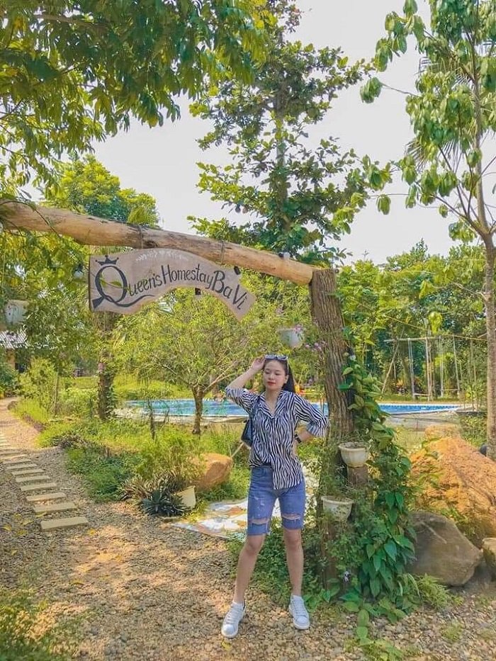 Giống như biển hiệu của Queen’s Homestay, nơi đây vừa mộc mạc giản đơn nhưng vẫn đầy đủ các tiện nghi, sạch sẽ.