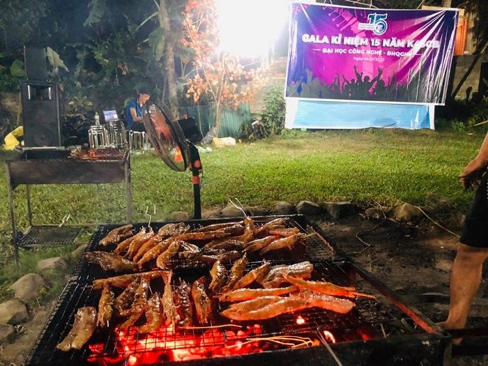 Khu vực nướng BBQ rộng rãi, thoáng mát.