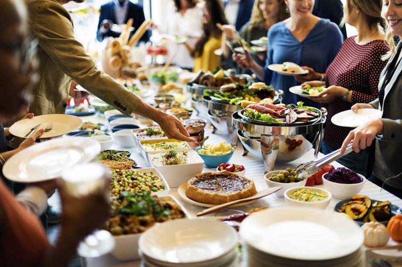 Bạn đã biết bí kíp ăn buffet để 'huề vốn' chưa?