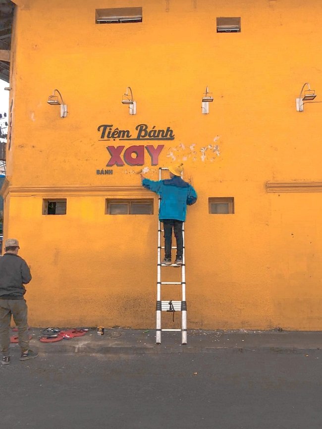 Tiệm bánh Cối Xay Gió - địa điểm có bức tường vàng này bất ngờ đăng thông báo rằng nơi này sẽ ngưng hoạt động sau 1 tuần nữa.