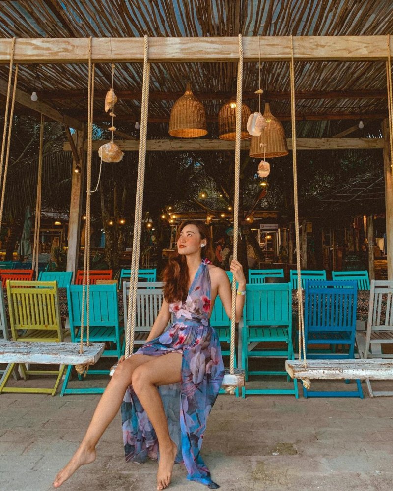Nếu ưa thích cắm trại trên bờ biển, bạn có thể chọn Coco Beach Camp cho chuyến check-in năm mới.