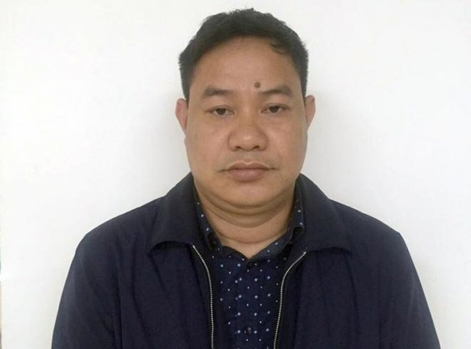 Trần Văn Khang, người được cho là có hành vi đốt cuộn pháo dài hàng chục mét tại đám cưới.