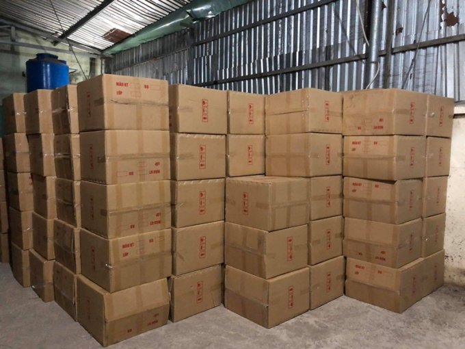 Những loại khẩu trang khác nhau không ghi nơi sản xuất.