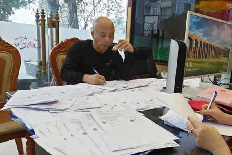 Đường Nhuệ thường xuyên khoe khoang về việc trúng đấu giá nhiều lô đất ở Thái Bình lên trang FB cá nhân.