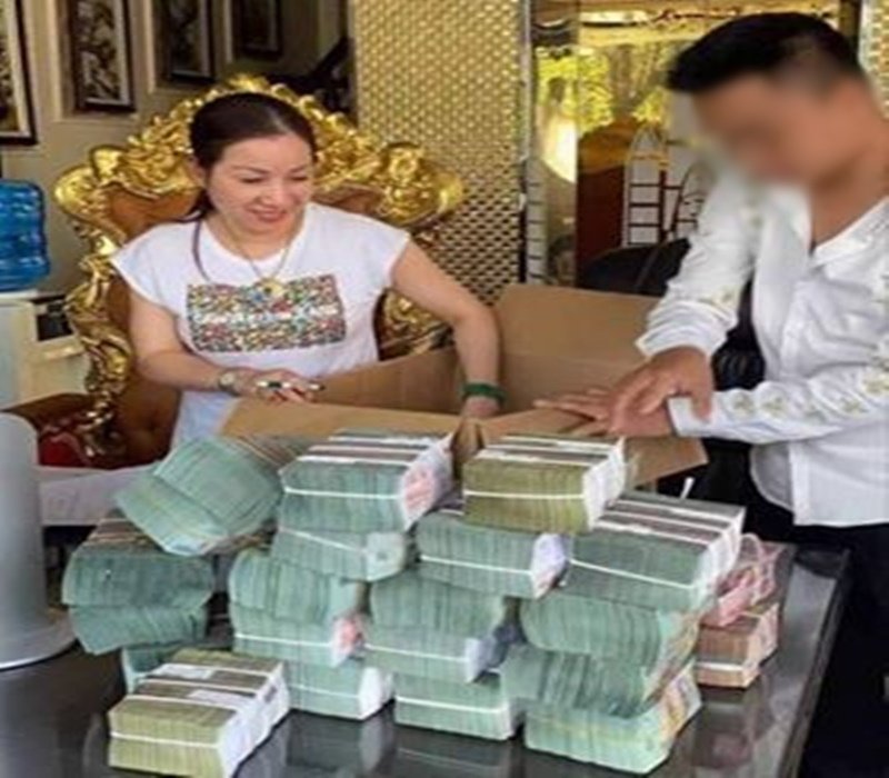 Nguyễn Thị Dương khoe sự giàu có trên Facebook cá nhân. (Ảnh: Vietnamnet.vn).