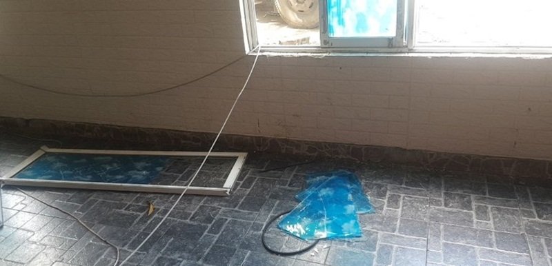 Cửa kính nhà hàng Công viên bia bị hư hỏng.