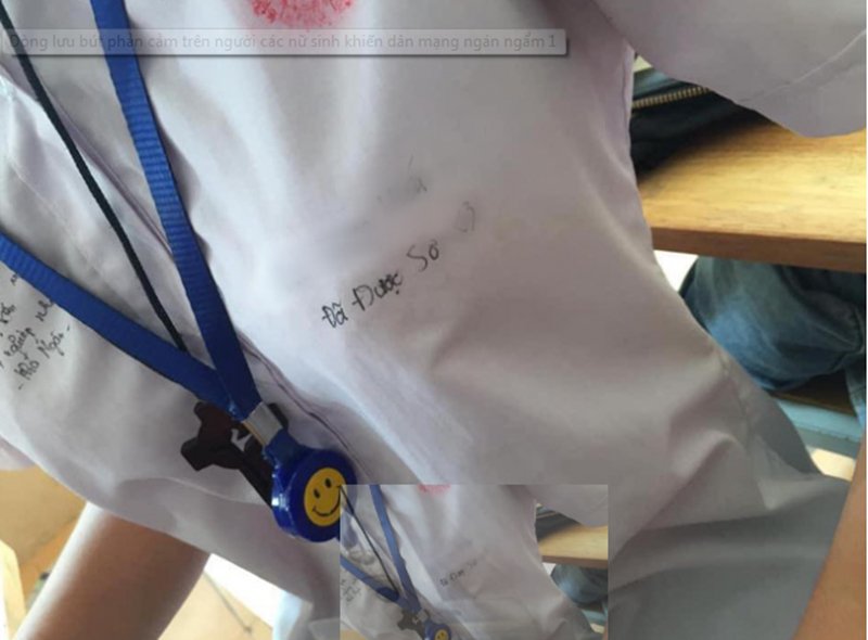 Nữ sinh vô tư khoe lưu bút trên người.