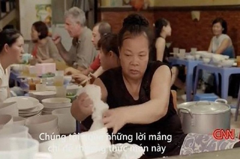 Bún chửi Ngô Sĩ Liên lên kênh truyền hình CNN. (Ảnh: CNN).