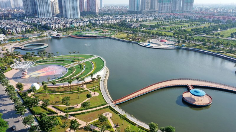 Công viên cạnh Anland Lakeview với 4 quảng trường chủ đề cho sự sáng tạo của trẻ.