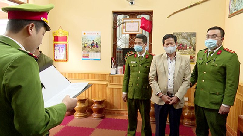 Đối tượng Sa Văn Khuyên, nguyên Phó Giám đốc Sở Y tế Sơn La. (Ảnh: Công an Sơn La).